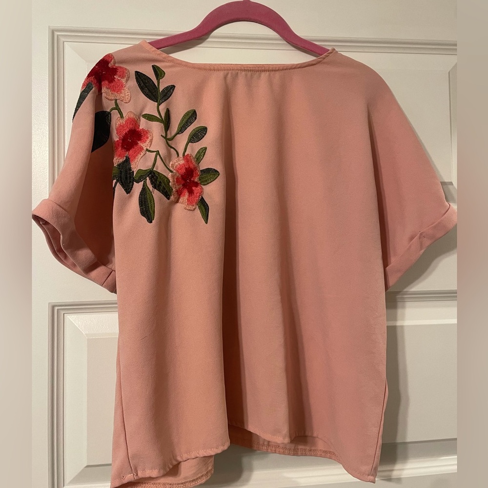 OEUVRE Floral Embroidered Boho Short Sleeve Top
